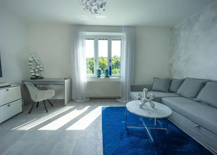 Ruhige Unterkunft Mit Einer Schoenen Aussicht Апартаменты Зноймо
